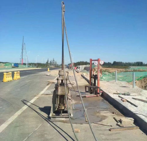 长宁公路高聚物注浆加固
