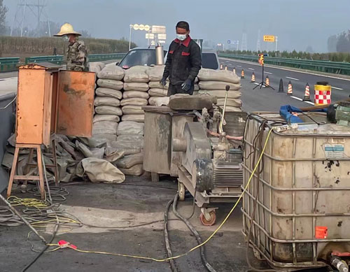 长宁高速路病害处理
